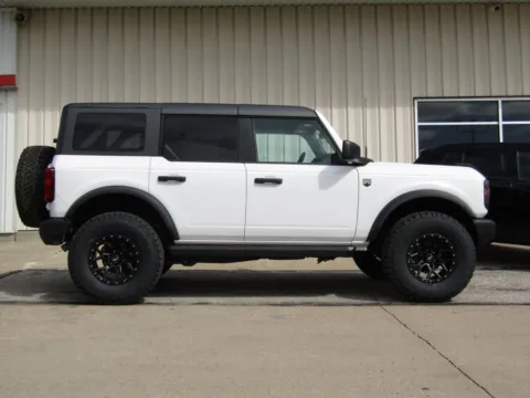 Photos of 2025 Ford Bronco Big Bend for sale in Bethany, MO at Pettijohn Auto Center