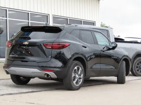 Another view of 2025 Chevrolet Blazer LT for sale in Bethany, MO at Pettijohn Auto Center