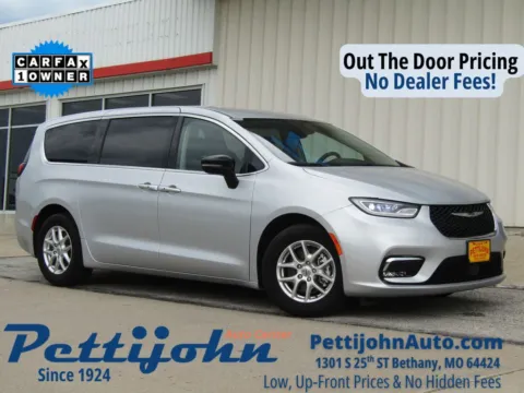 Silver 2024 Chrysler Pacifica Touring L for sale in Bethany, MO