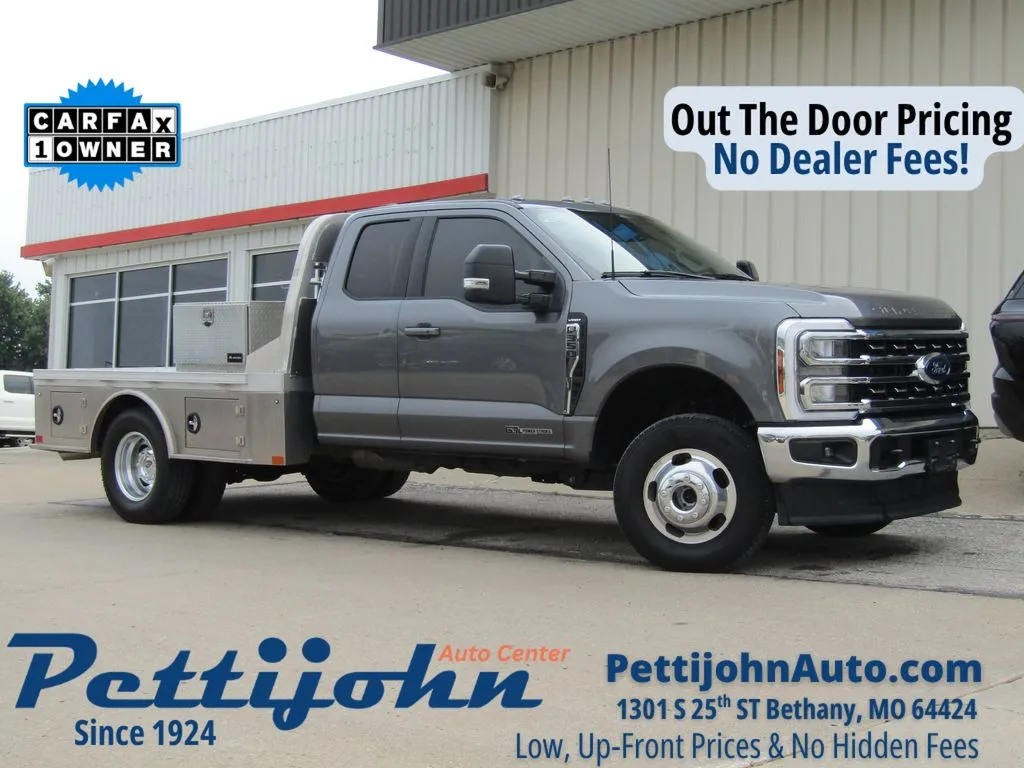 Gray 2024 Ford F-350SD Lariat for sale in Bethany, MO