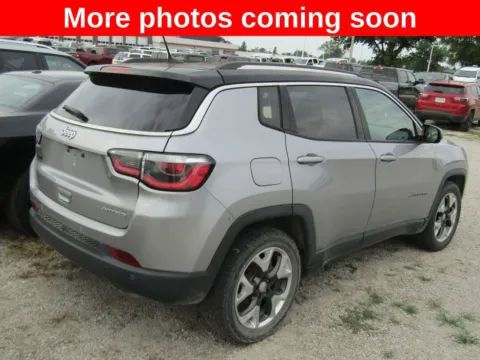 More photos of 2018 Jeep Compass Limited at Pettijohn Auto Center, MO