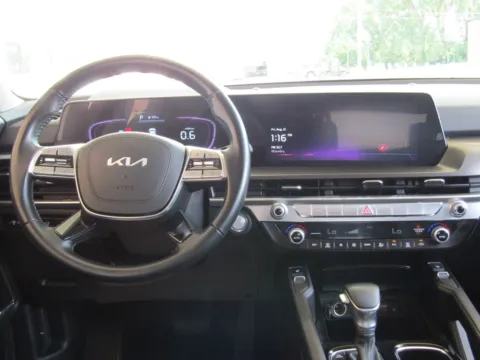 More photos of 2025 Kia Telluride S at Pettijohn Auto Center, MO