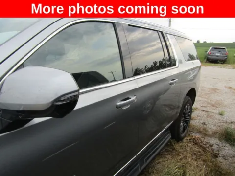 Photos of 2025 GMC Yukon XL Elevation for sale in Bethany, MO at Pettijohn Auto Center