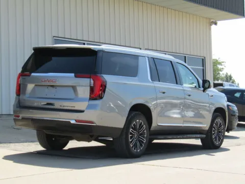 Another view of 2025 GMC Yukon XL Elevation for sale in Bethany, MO at Pettijohn Auto Center