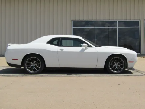 Photos of 2022 Dodge Challenger GT for sale in Bethany, MO at Pettijohn Auto Center