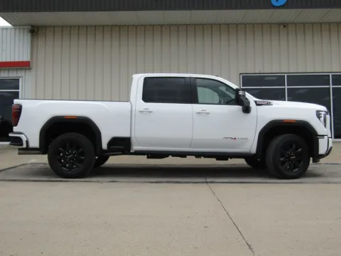 Photos of 2026 GMC Sierra 2500 HD AT4 for sale in Bethany, MO at Pettijohn Auto Center