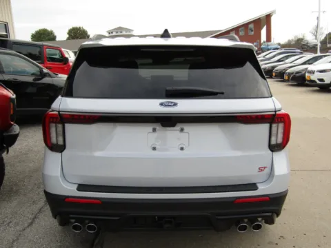 More photos of 2026 Ford Explorer ST at Pettijohn Auto Center, MO