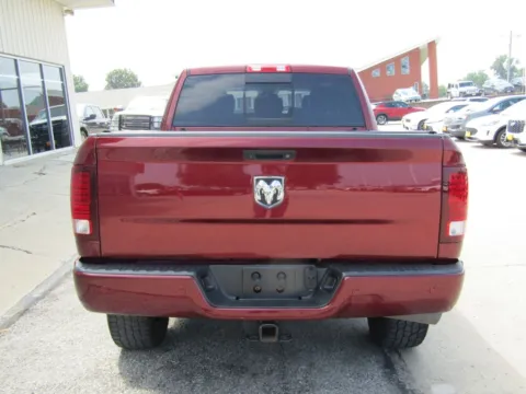 More photos of 2018 Ram 2500 Laramie at Pettijohn Auto Center, MO