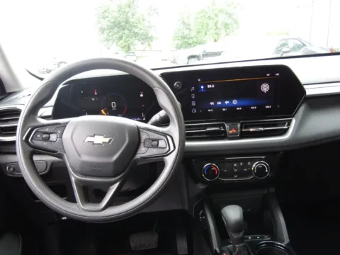 More photos of 2025 Chevrolet TrailBlazer LT at Pettijohn Auto Center, MO