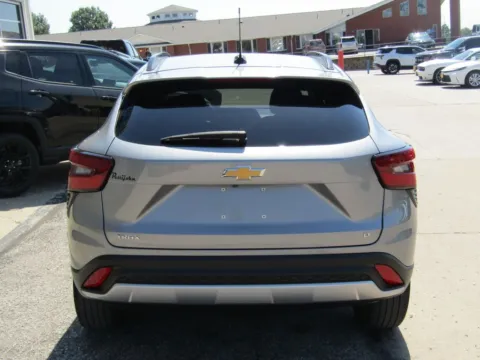 More photos of 2025 Chevrolet Trax LT at Pettijohn Auto Center, MO