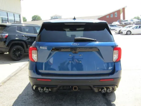 More photos of 2022 Ford Explorer ST at Pettijohn Auto Center, MO