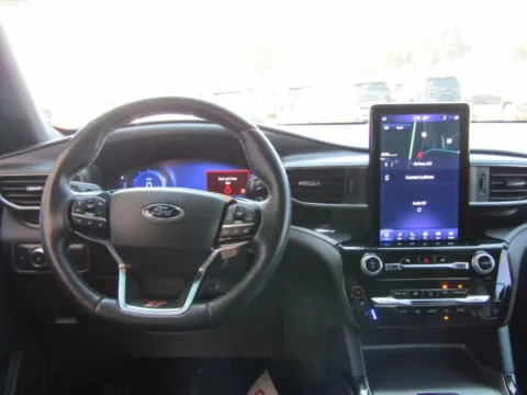 More photos of 2022 Ford Explorer ST at Pettijohn Auto Center, MO