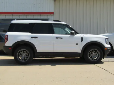 Photos of 2023 Ford Bronco Sport Big Bend for sale in Bethany, MO at Pettijohn Auto Center