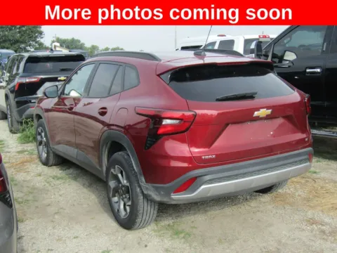 Another view of 2025 Chevrolet Trax LT for sale in Bethany, MO at Pettijohn Auto Center