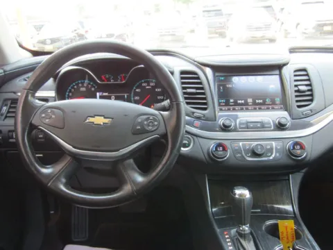 More photos of 2019 Chevrolet Impala LT at Pettijohn Auto Center, MO