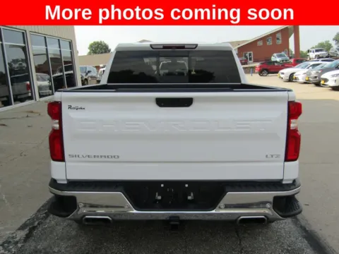 More photos of 2019 Chevrolet Silverado 1500 LTZ at Pettijohn Auto Center, MO
