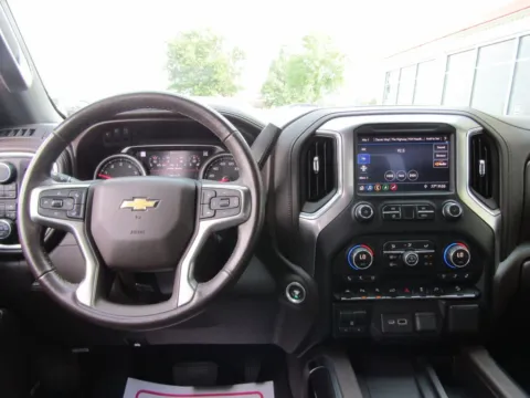 More photos of 2019 Chevrolet Silverado 1500 LTZ at Pettijohn Auto Center, MO