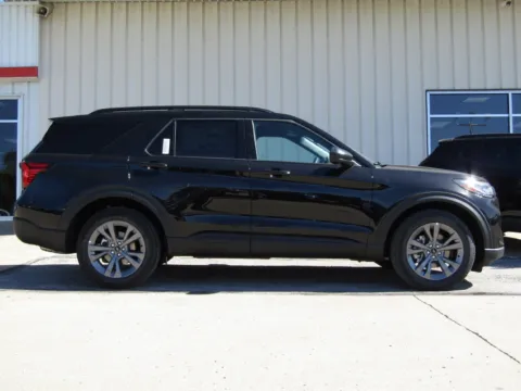 Photos of 2027 Ford Explorer Active for sale in Bethany, MO at Pettijohn Auto Center