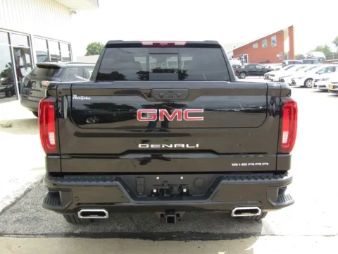 More photos of 2026 GMC Sierra 1500 Denali at Pettijohn Auto Center, MO