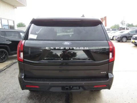 More photos of 2027 Ford Expedition Max Active at Pettijohn Auto Center, MO