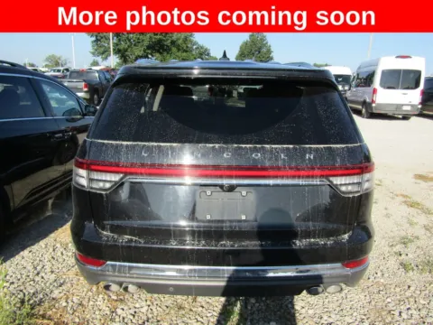 More photos of 2023 Lincoln Aviator Reserve at Pettijohn Auto Center, MO