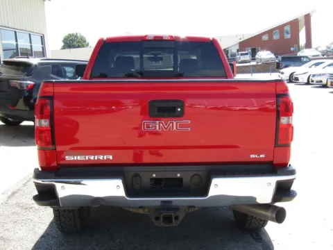 More photos of 2016 GMC Sierra 3500 HD SLE at Pettijohn Auto Center, MO