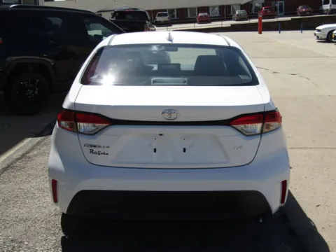 More photos of 2025 Toyota Corolla LE at Pettijohn Auto Center, MO