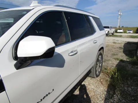 Photos of 2024 GMC Yukon Denali Ultimate for sale in Bethany, MO at Pettijohn Auto Center
