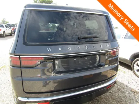 More photos of 2025 Jeep Wagoneer Series II at Pettijohn Auto Center, MO