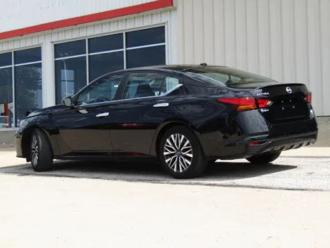 More photos of 2025 Nissan Altima 2.5 SV at Pettijohn Auto Center, MO