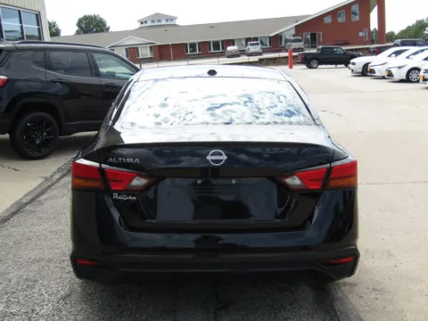 More photos of 2025 Nissan Altima 2.5 SV at Pettijohn Auto Center, MO
