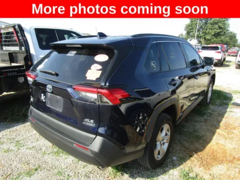 More photos of 2021 Toyota RAV4 Hybrid XLE at Pettijohn Auto Center, MO
