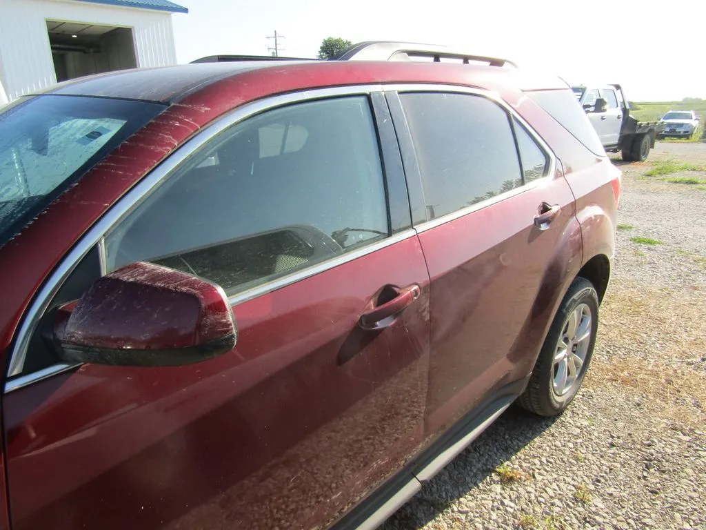 Used 2017 Chevrolet Equinox LT with VIN 2GNALCEKXH1616867 for sale in Kansas City