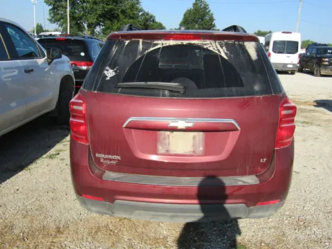 More photos of 2017 Chevrolet Equinox LT at Pettijohn Auto Center, MO