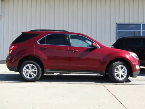 Photos of 2017 Chevrolet Equinox LT for sale in Bethany, MO at Pettijohn Auto Center