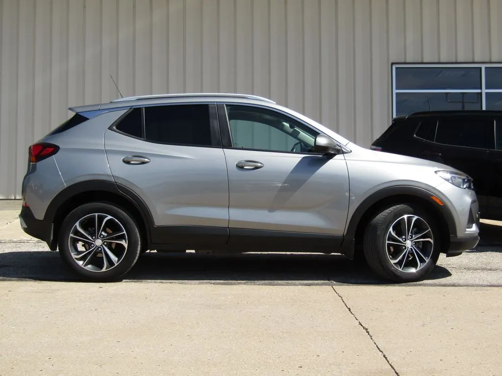 Used 2023 Buick Encore GX Select with VIN KL4MMESL0PB081035 for sale in Kansas City