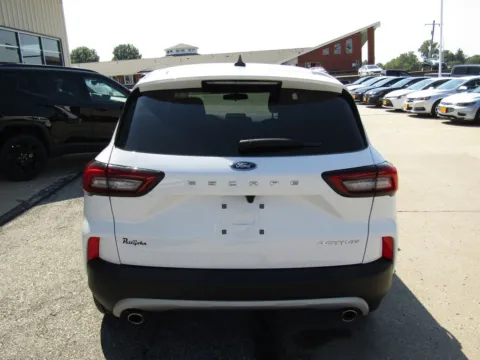 More photos of 2025 Ford Escape Active at Pettijohn Auto Center, MO