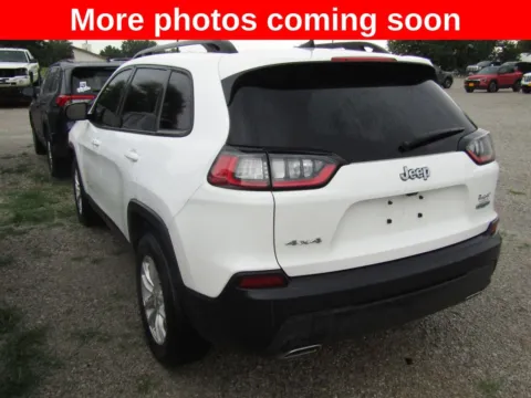 Another view of 2022 Jeep Cherokee Latitude Lux for sale in Bethany, MO at Pettijohn Auto Center