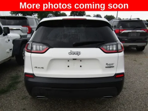 More photos of 2022 Jeep Cherokee Latitude Lux at Pettijohn Auto Center, MO
