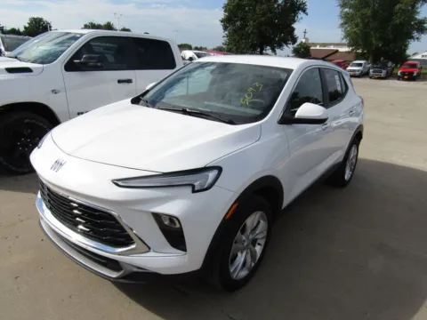 White 2025 Buick Encore GX Preferred for sale in Bethany, MO