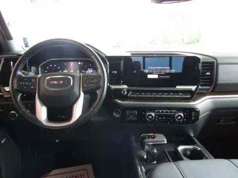 More photos of 2023 GMC Sierra 1500 Elevation at Pettijohn Auto Center, MO