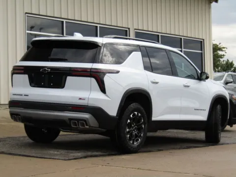 Another view of 2027 Chevrolet Traverse Z71 for sale in Bethany, MO at Pettijohn Auto Center