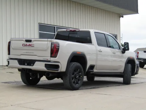 Another view of 2026 GMC Sierra 2500 HD AT4 for sale in Bethany, MO at Pettijohn Auto Center