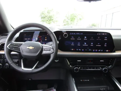 More photos of 2025 Chevrolet Suburban High Country at Pettijohn Auto Center, MO