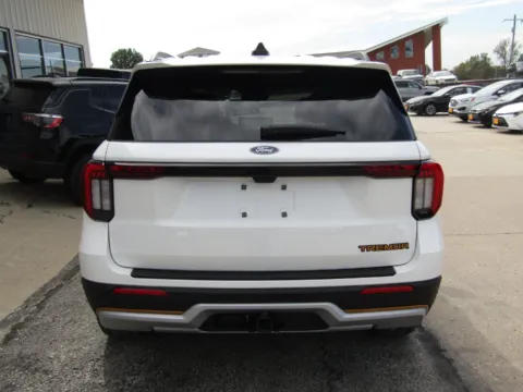 More photos of 2027 Ford Explorer Tremor at Pettijohn Auto Center, MO