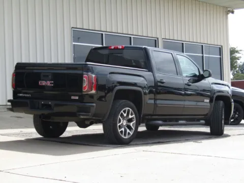 Another view of 2018 GMC Sierra 1500 SLT for sale in Bethany, MO at Pettijohn Auto Center