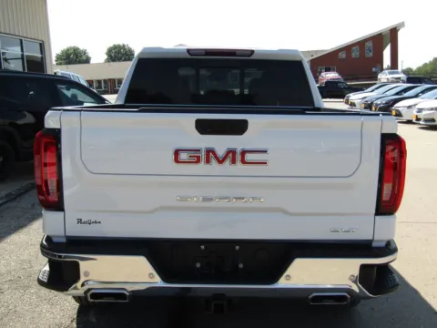 More photos of 2024 GMC Sierra 1500 SLT at Pettijohn Auto Center, MO