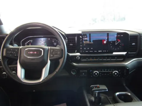 More photos of 2024 GMC Sierra 1500 SLT at Pettijohn Auto Center, MO