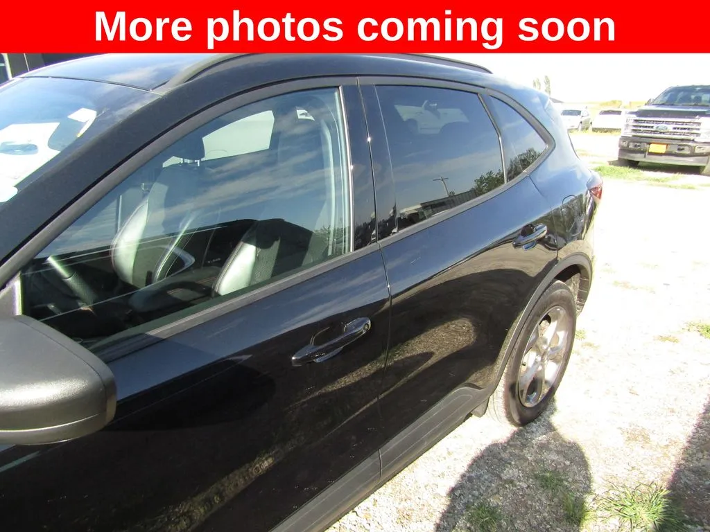 Used 2025 Ford Escape ST-Line with VIN 1FMCU9MN1SUA88138 for sale in Kansas City