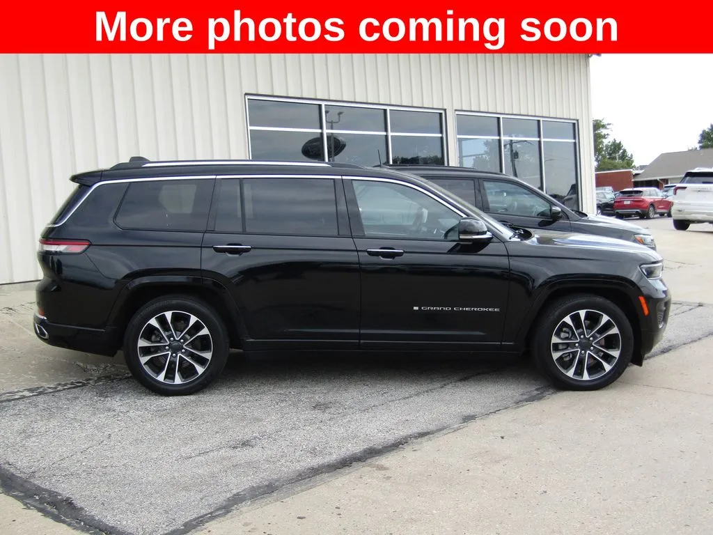 Used 2023 Jeep Grand Cherokee L Overland with VIN 1C4RJKDG6P8752367 for sale in Kansas City